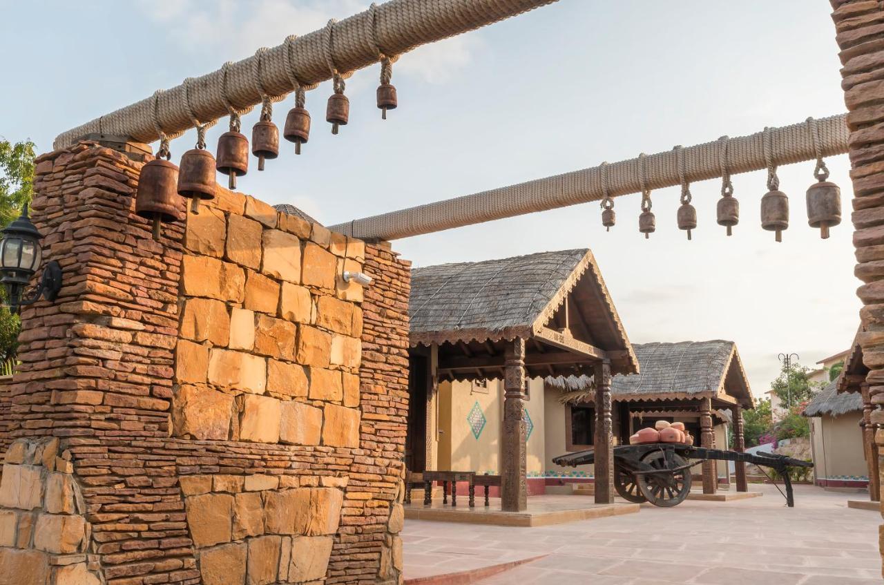 Regenta Resort Bhuj By Royal Orchid Hotels Limited Εξωτερικό φωτογραφία