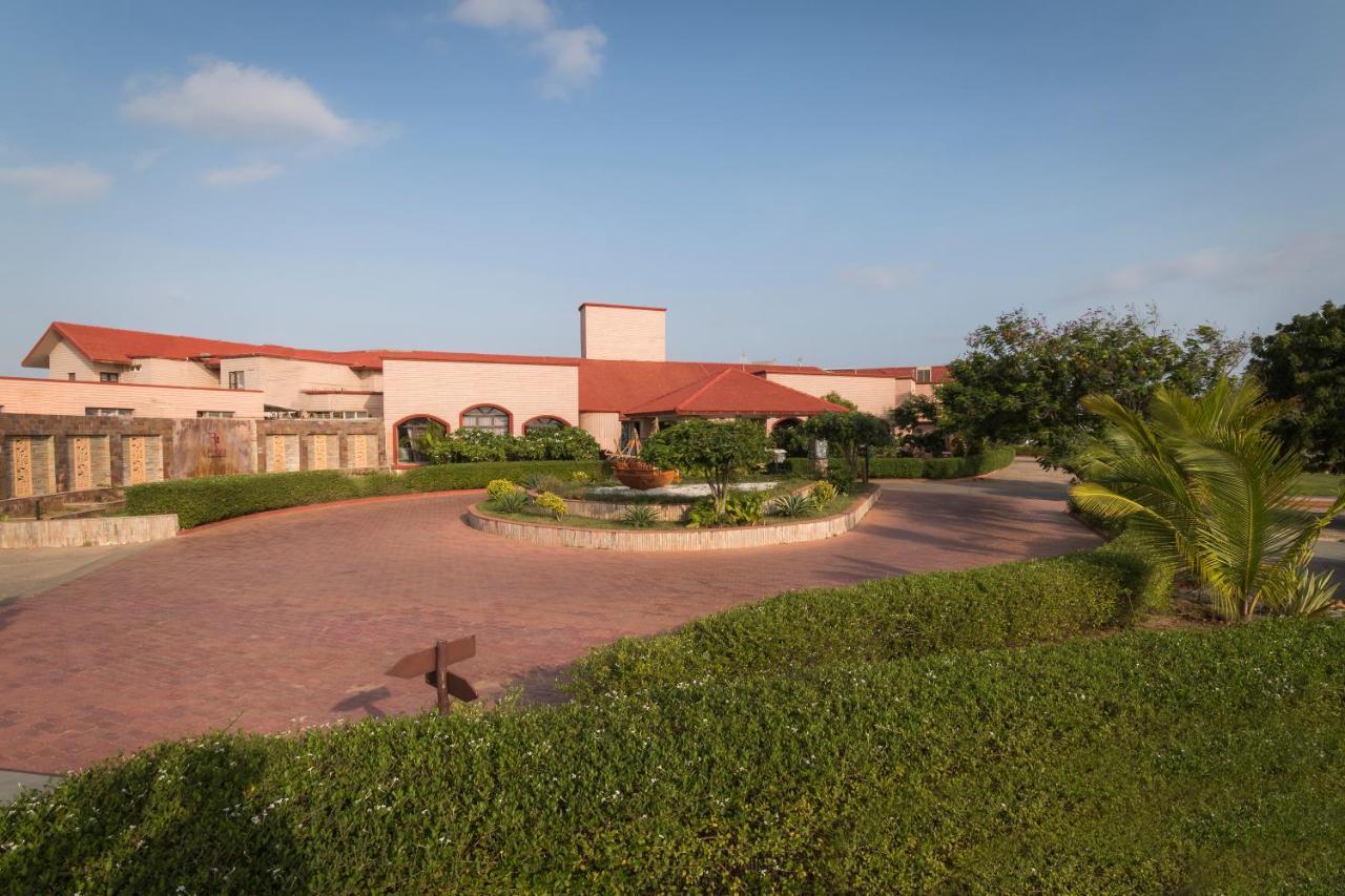 Regenta Resort Bhuj By Royal Orchid Hotels Limited Εξωτερικό φωτογραφία