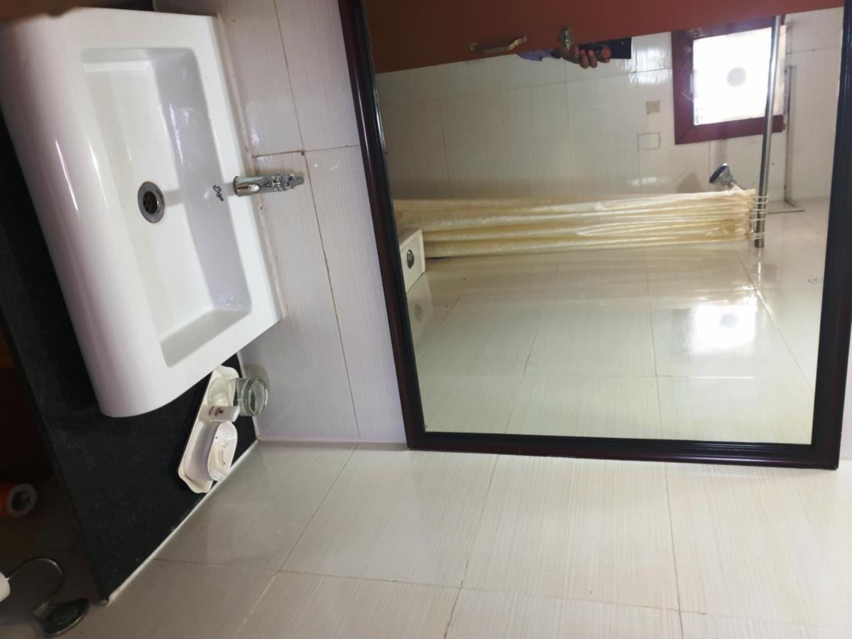 Regenta Resort Bhuj By Royal Orchid Hotels Limited Εξωτερικό φωτογραφία