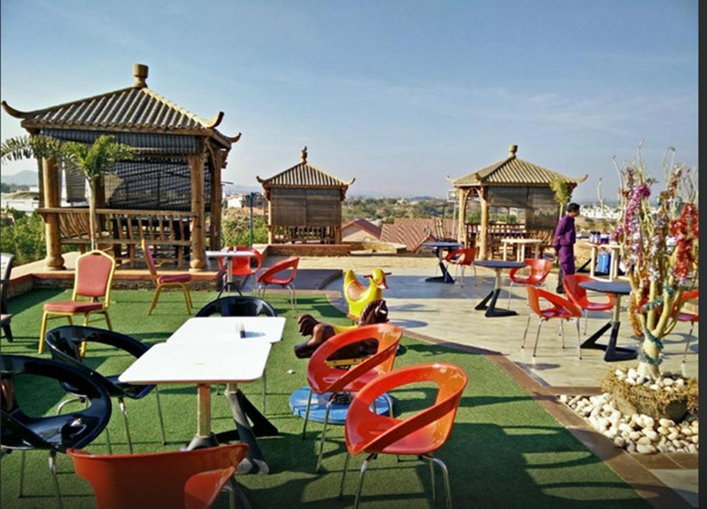Regenta Resort Bhuj By Royal Orchid Hotels Limited Εξωτερικό φωτογραφία